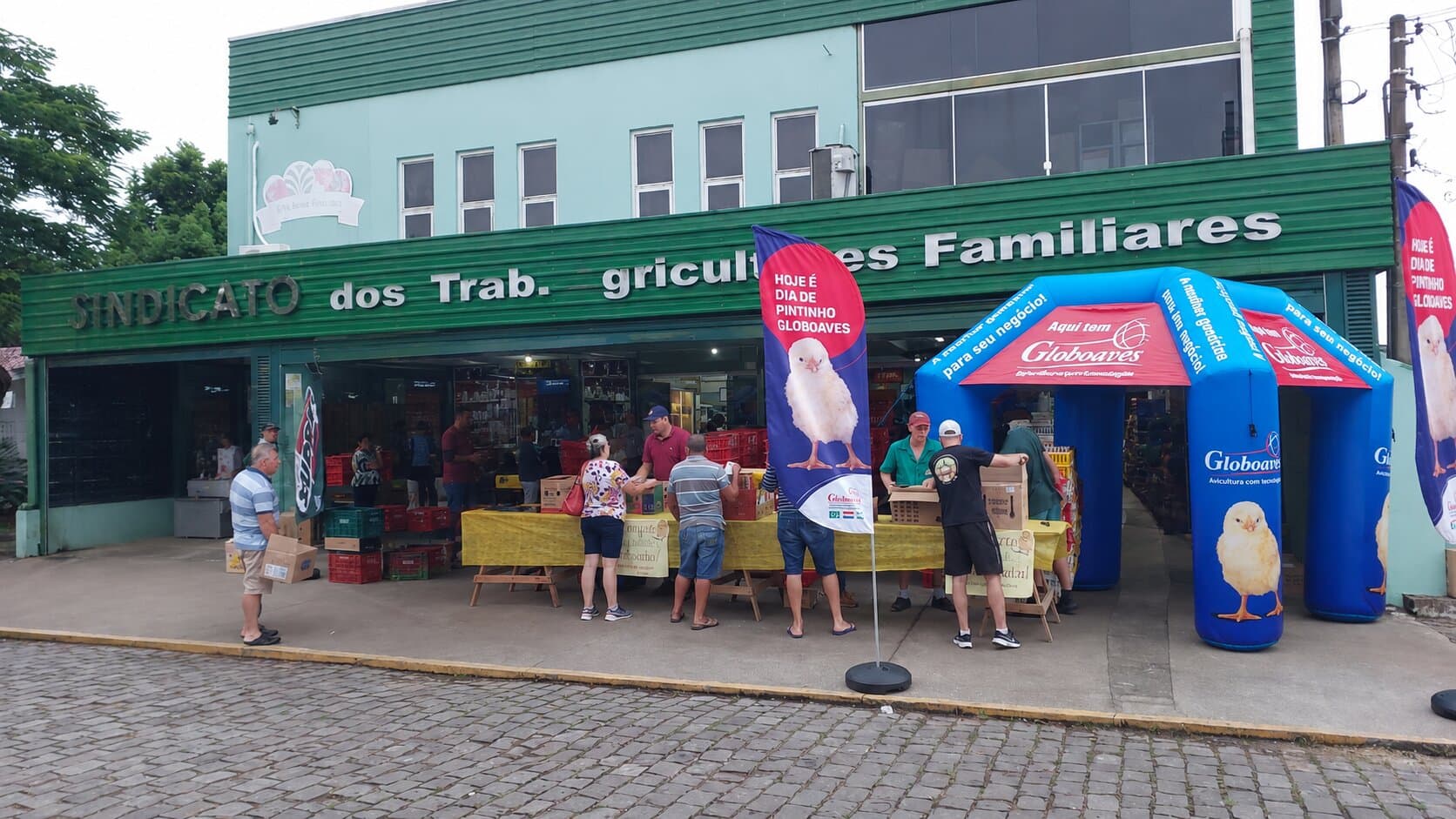 TENDA_INFLAVEL_ADRIANOPOLIS | InflaUp Tenda inflável em Adrianópolis — InflaUp fabrica tenda inflável personalizado para feiras, eventos e PDV no Paraná.
